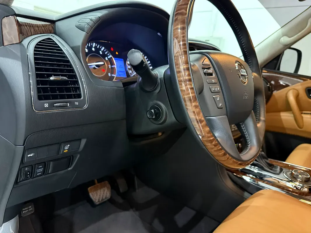 Nissan Patrol 5.6 AT (405 hp) - 12