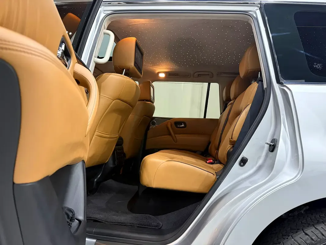 Nissan Patrol 5.6 AT (405 hp) - 19