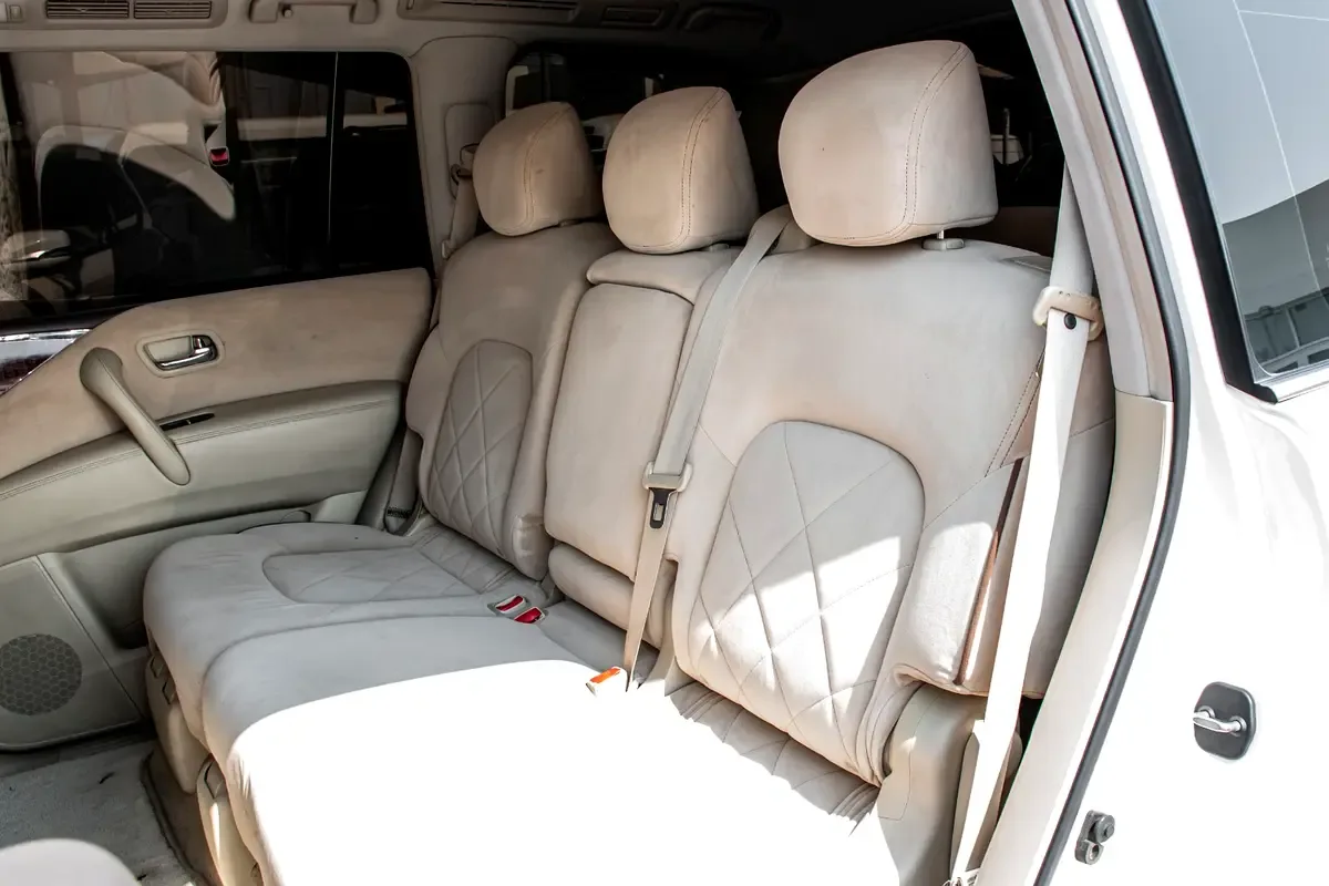 Nissan Patrol 5.6 AT (405 حصان) - 14