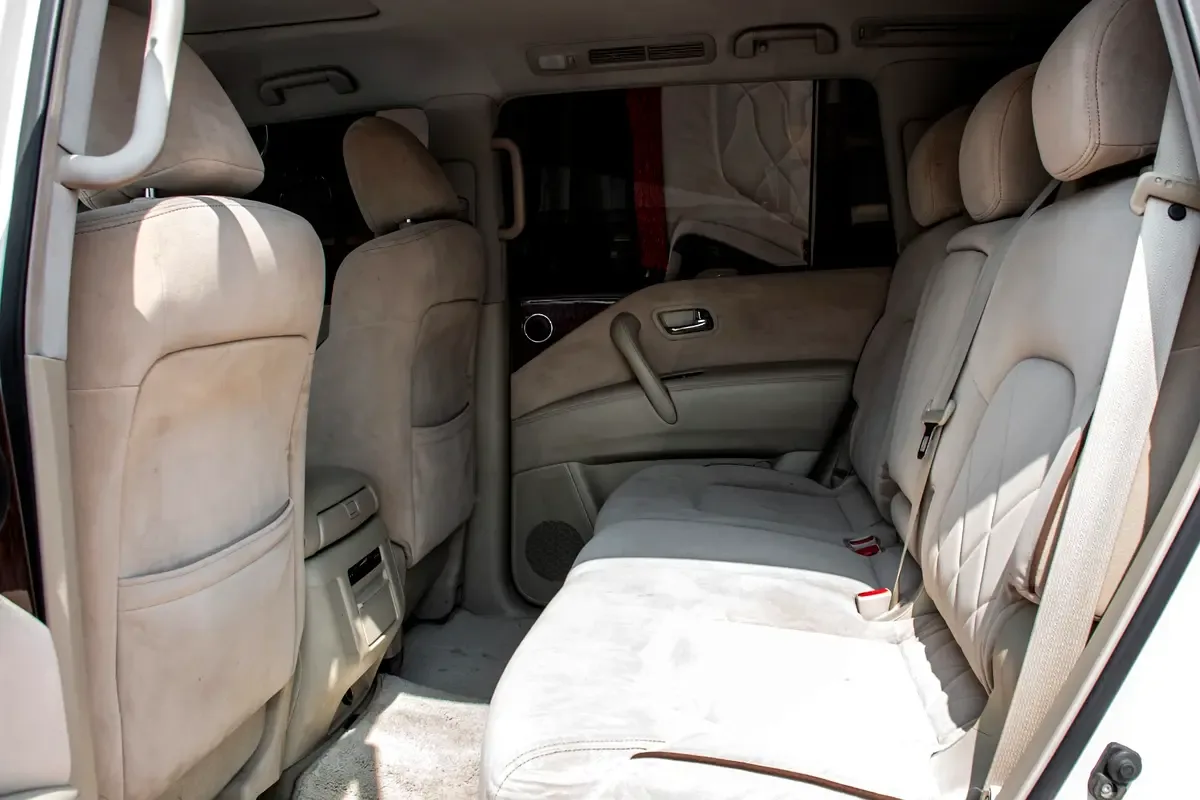Nissan Patrol 5.6 AT (405 حصان) - 15