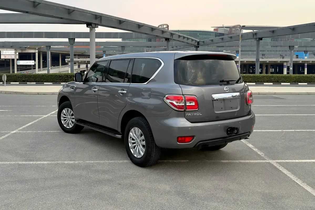 Nissan Patrol 5.6 AT (405 hp) - 2