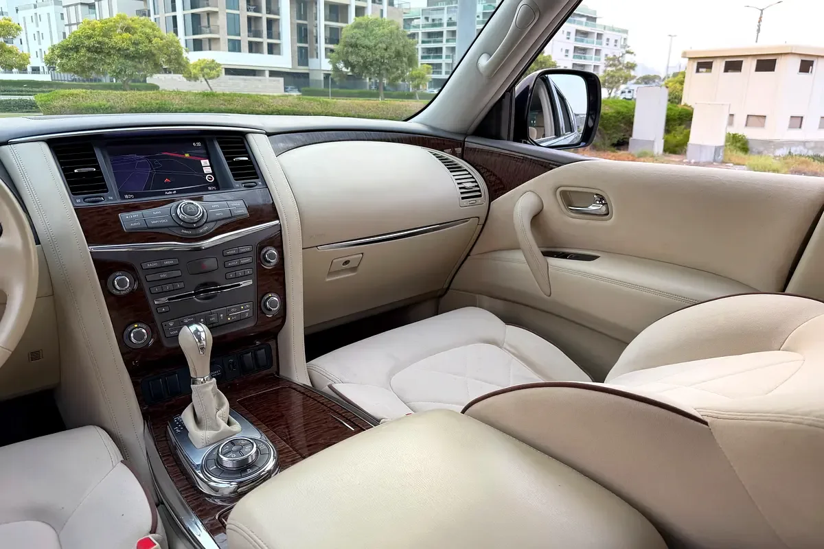 Nissan Patrol 5.6 AT (405 hp) - 12