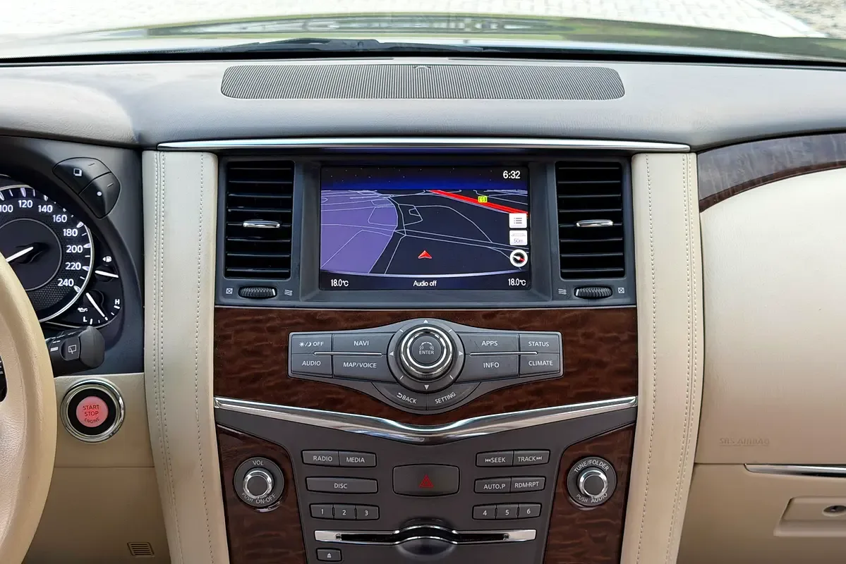 Nissan Patrol 5.6 AT (405 hp) - 14