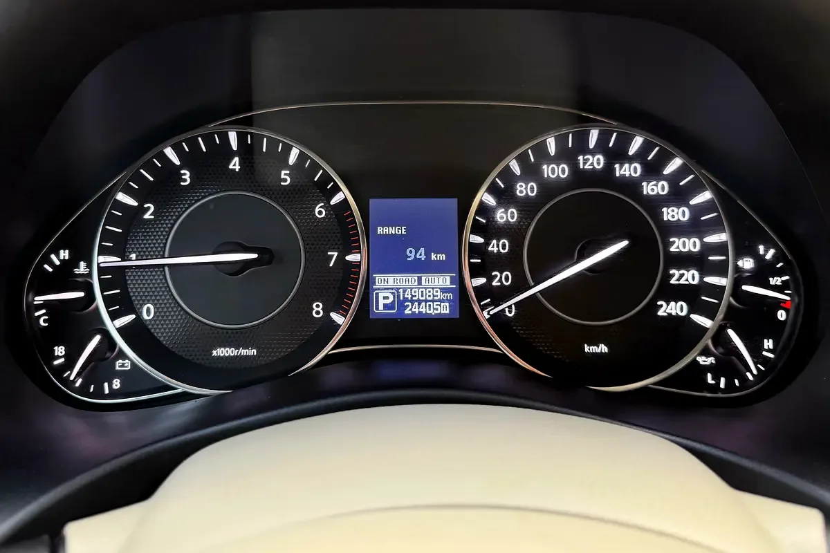 Nissan Patrol 5.6 AT (405 hp) - 16