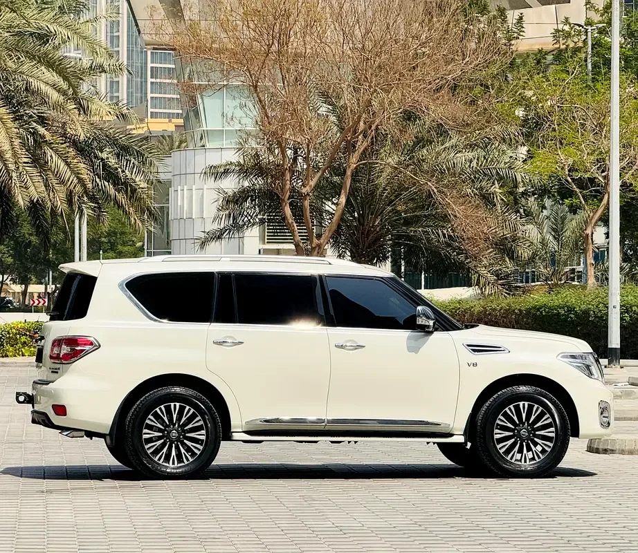 Nissan Patrol 5.6 AT (405 hp) - 8