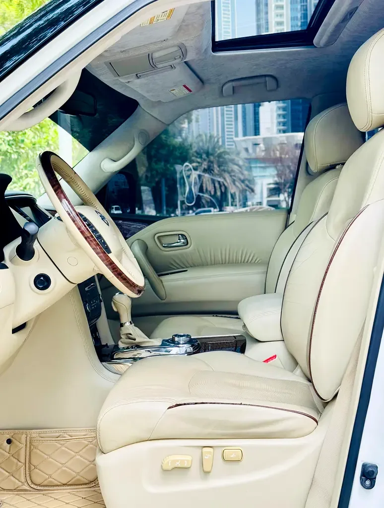 Nissan Patrol 5.6 AT (405 hp) - 10