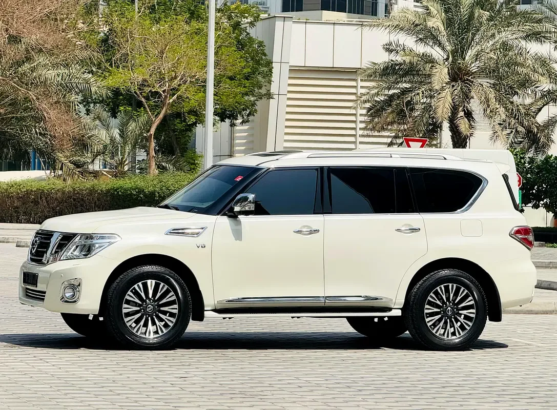 Nissan Patrol 5.6 AT (405 hp) - 9