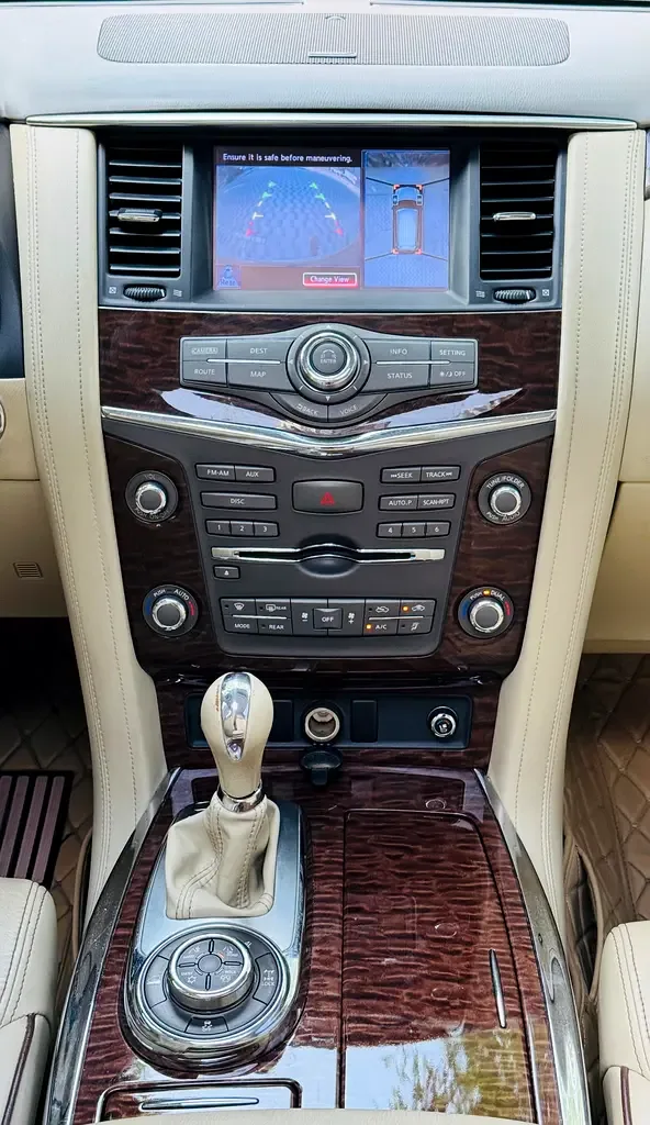 Nissan Patrol 5.6 AT (405 hp) - 17