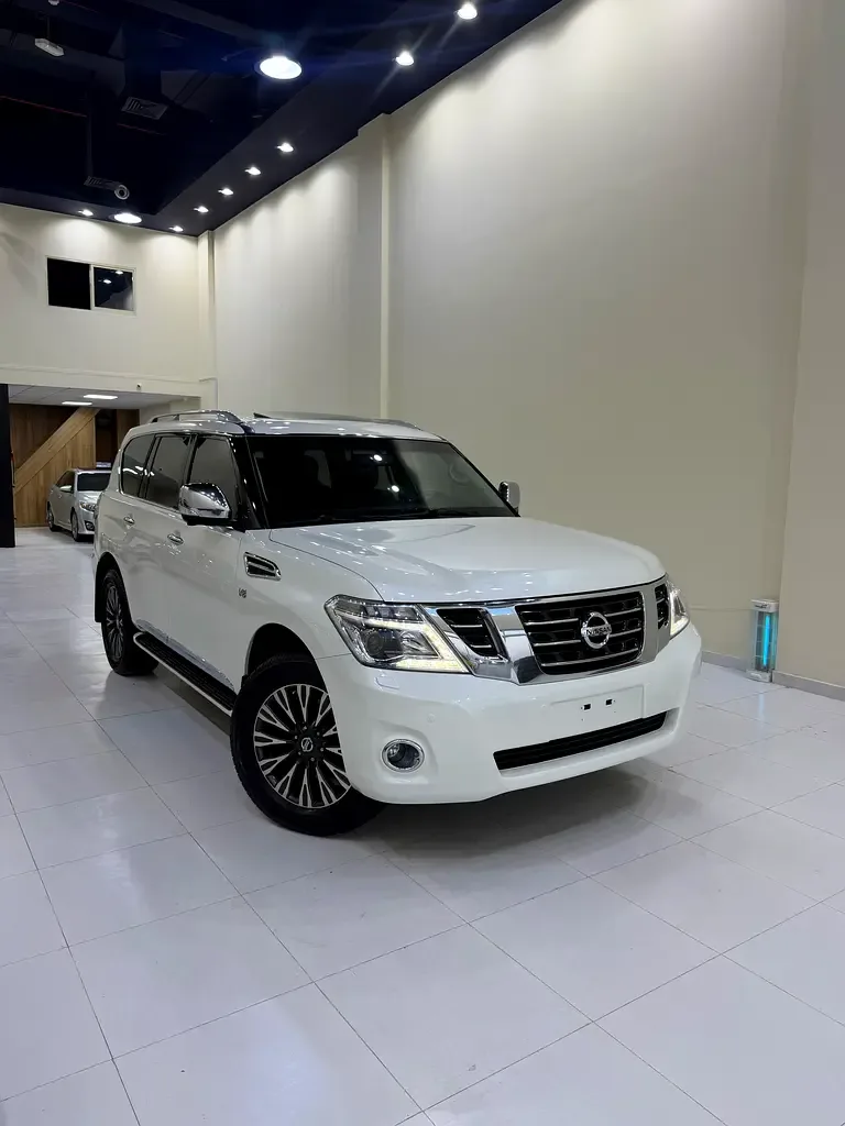 Nissan Patrol 5.6 AT (405 حصان) - 2