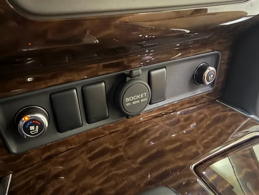 Nissan Patrol 5.6 AT (405 حصان) - 10