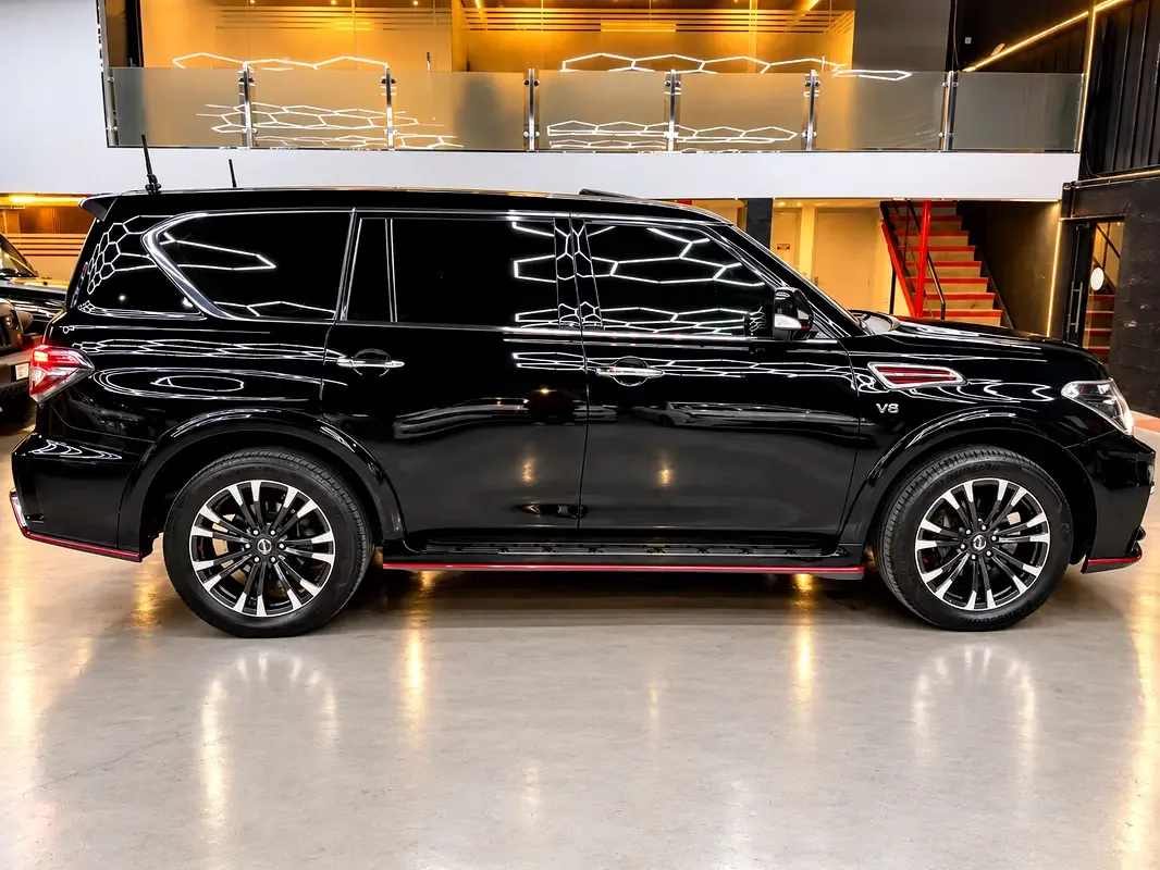 Nissan Patrol 5.6 AT (428 hp) - 10
