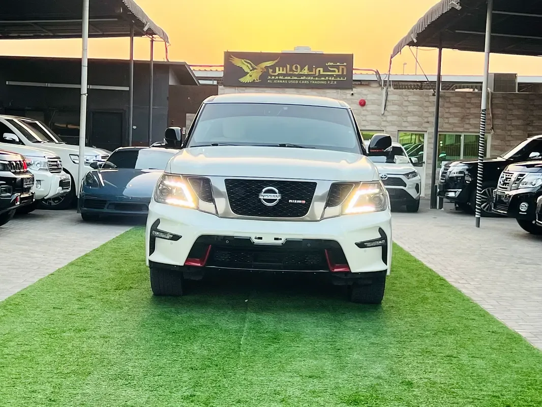 Nissan Patrol 5.6 AT (428 hp)