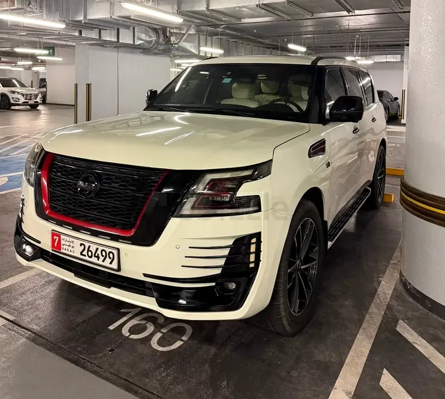 Nissan Patrol 5.6 AT (428 hp)