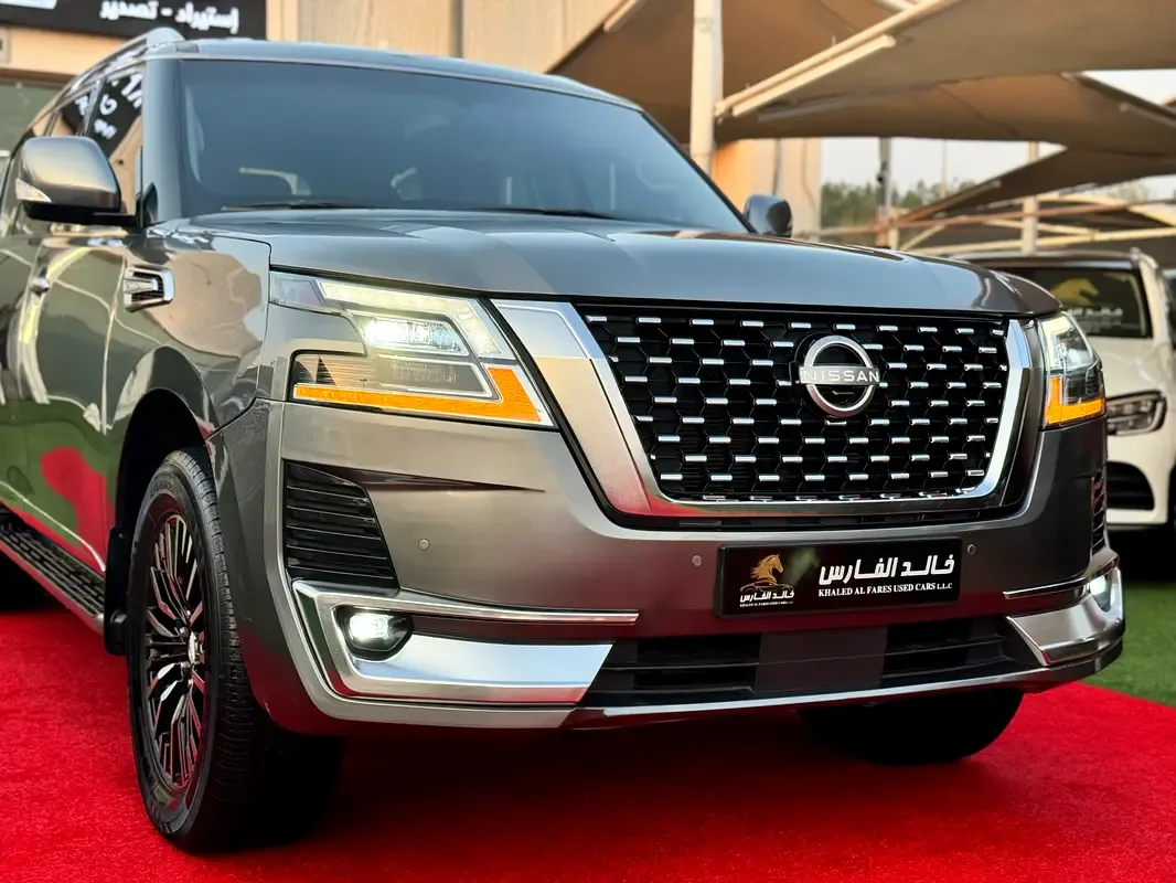 Nissan Patrol 5.6 AT (428 hp) - 4