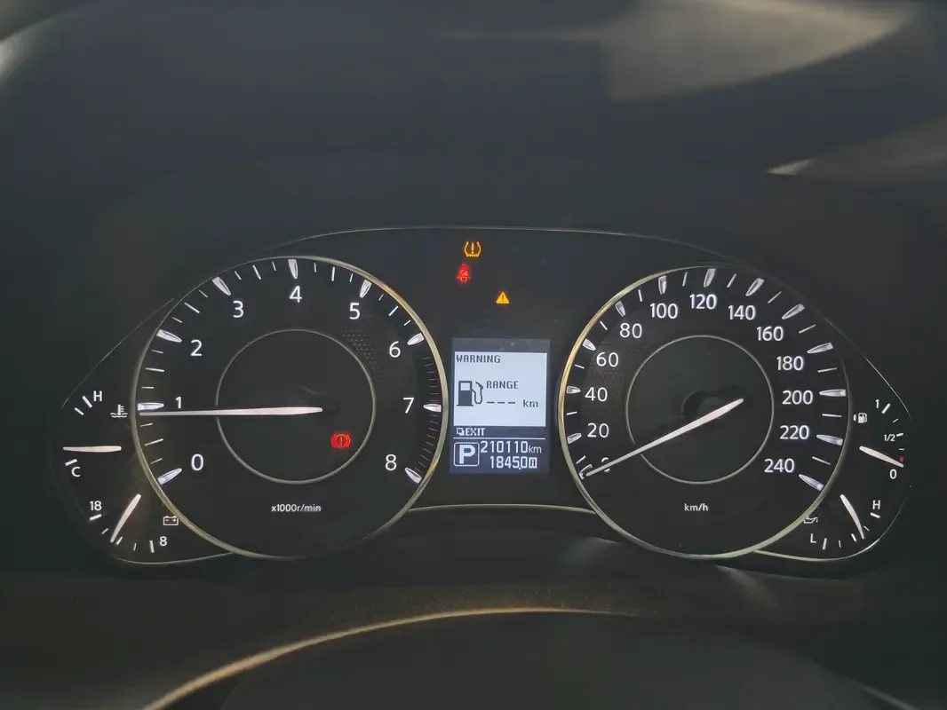 Nissan Patrol 5.6 AT (428 حصان) - 16