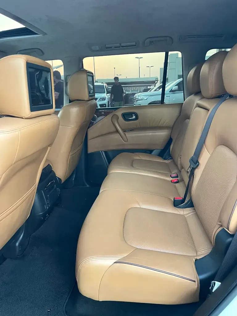 Nissan Patrol 5.6 AT (428 حصان) - 13
