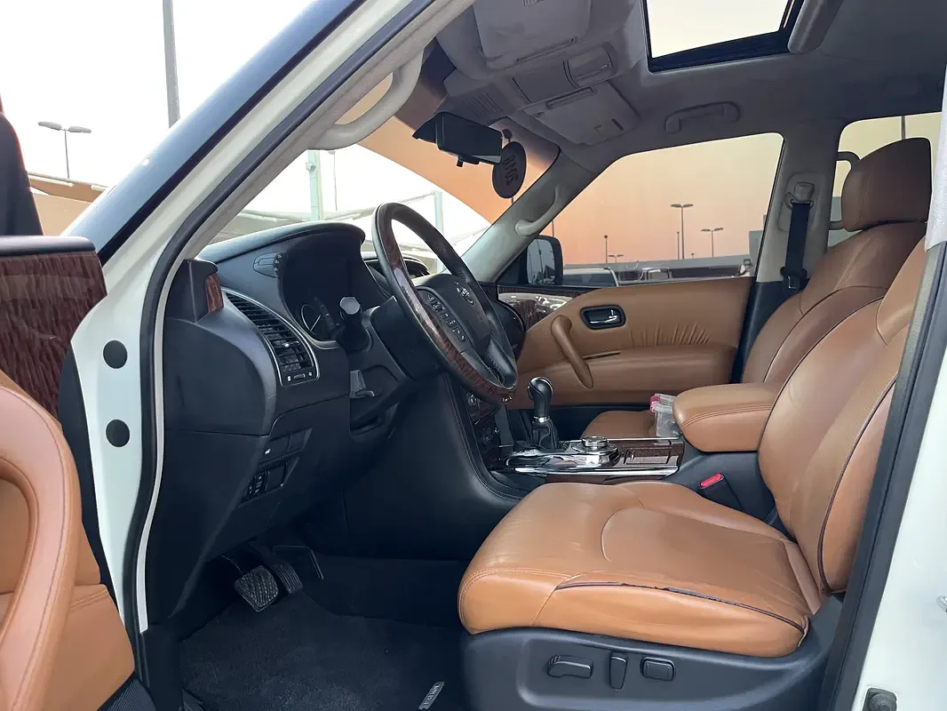 Nissan Patrol 5.6 AT (428 حصان) - 10