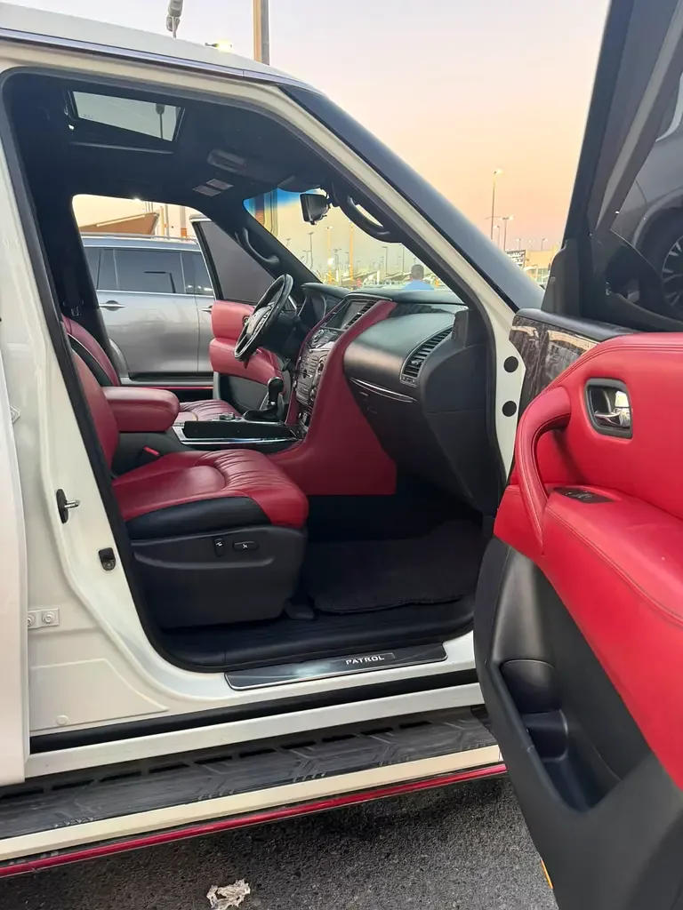Nissan Patrol 5.6 AT (428 حصان) - 16