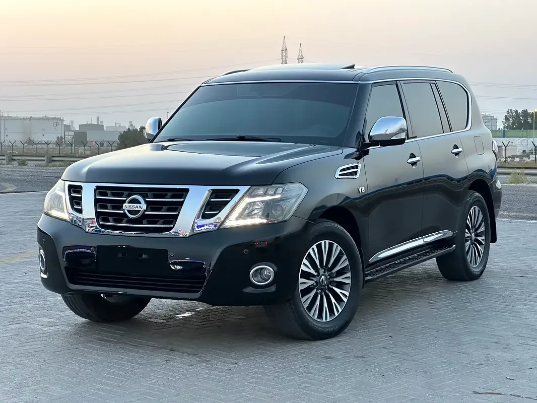 Nissan Patrol 5.6 AT (428 hp)