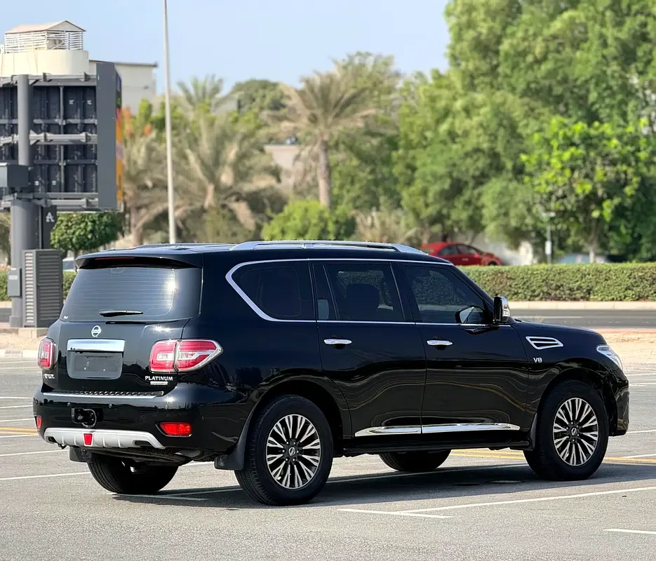 Nissan Patrol 5.6 AT (428 hp) - 5
