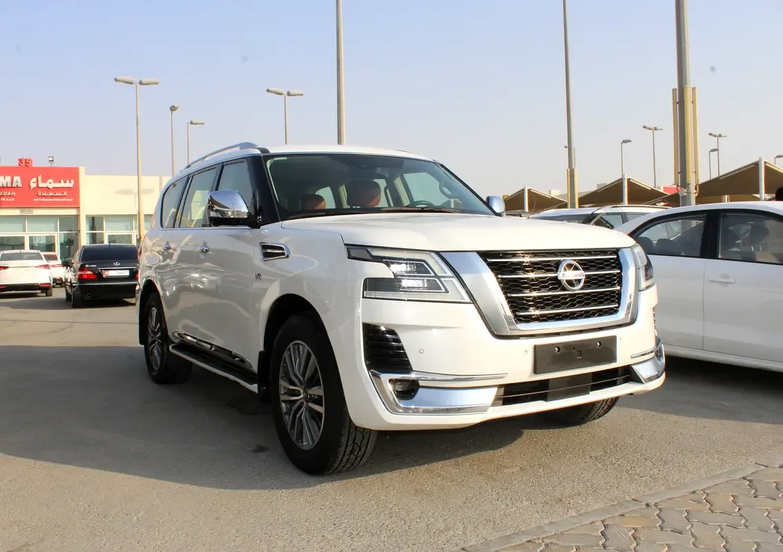 Nissan Patrol 5.6 AT 4WD (400 hp)