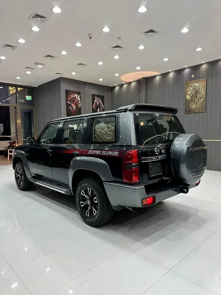 Nissan Patrol 5.6 AT 4WD (400 hp) - 4