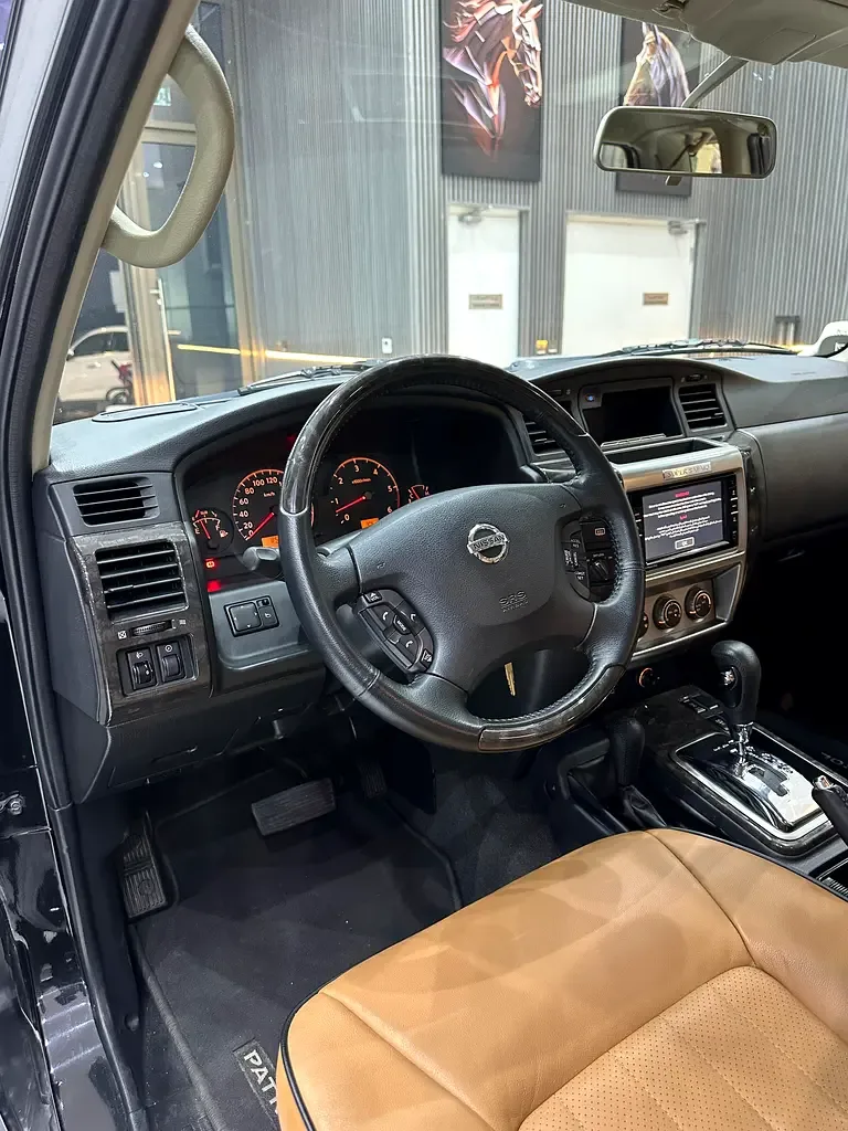 Nissan Patrol 5.6 AT 4WD (400 hp) - 13