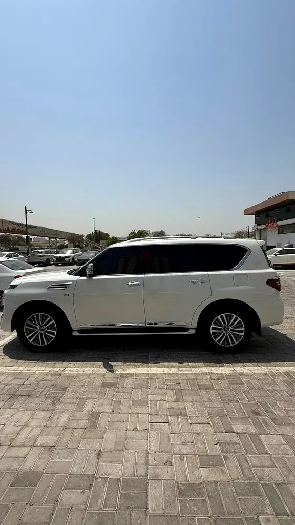 Nissan Patrol 5.6 AT 4WD (400 حصان) - 2