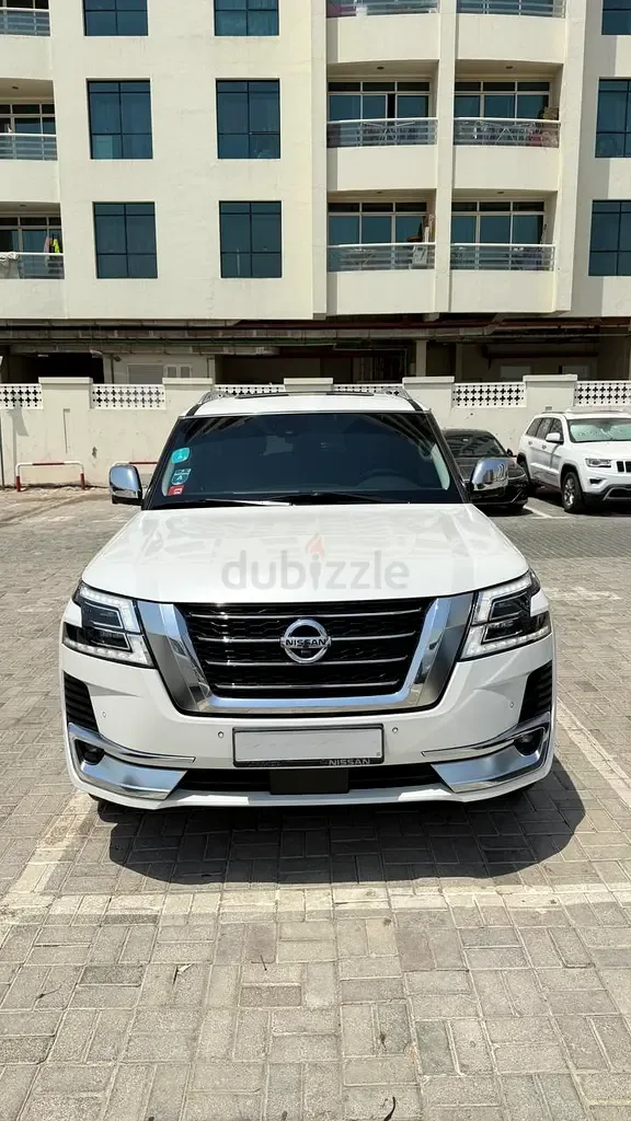 Nissan Patrol 5.6 AT 4WD (400 hp)