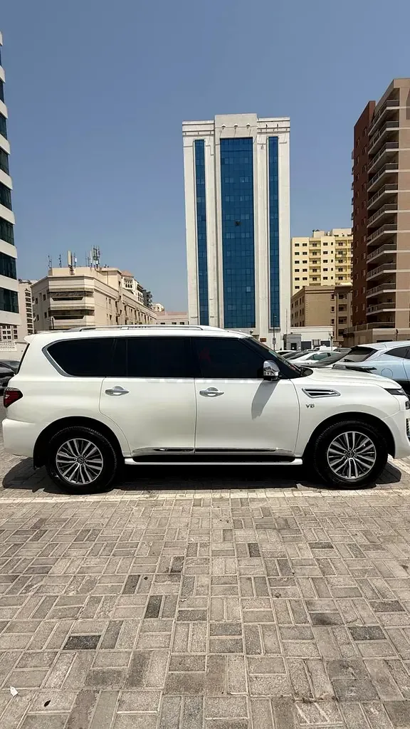 Nissan Patrol 5.6 AT 4WD (400 حصان) - 3