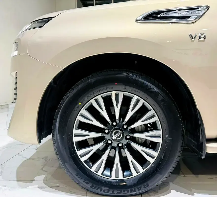 Nissan Patrol 5.6 AT 4WD (400 حصان) - 12