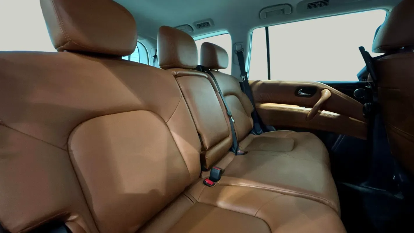 Nissan Patrol 5.6 AT 4WD (400 حصان) - 10