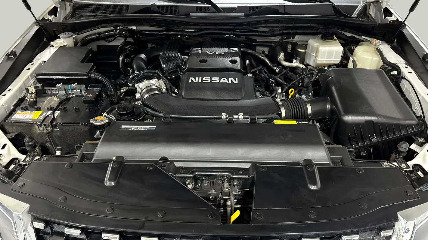 Nissan Patrol 5.6 AT 4WD (400 حصان) - 13