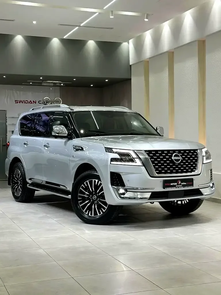 Nissan Patrol 5.6 AT 4WD (400 hp)