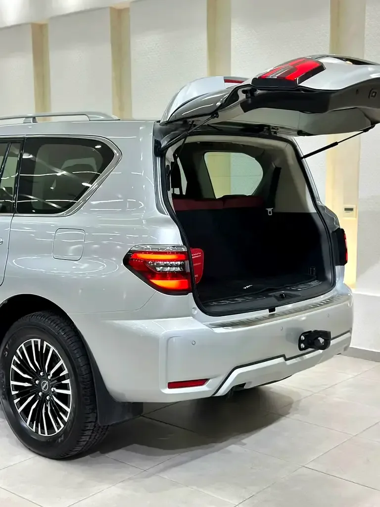 Nissan Patrol 5.6 AT 4WD (400 hp) - 9