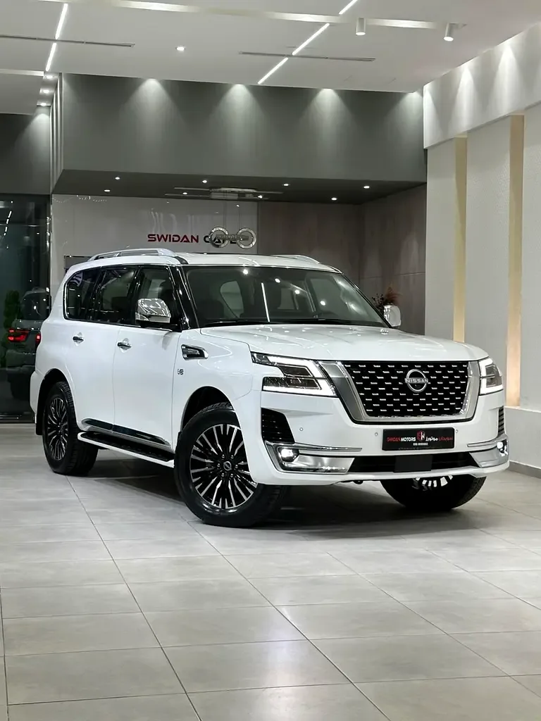 Nissan Patrol 5.6 AT 4WD (400 حصان)