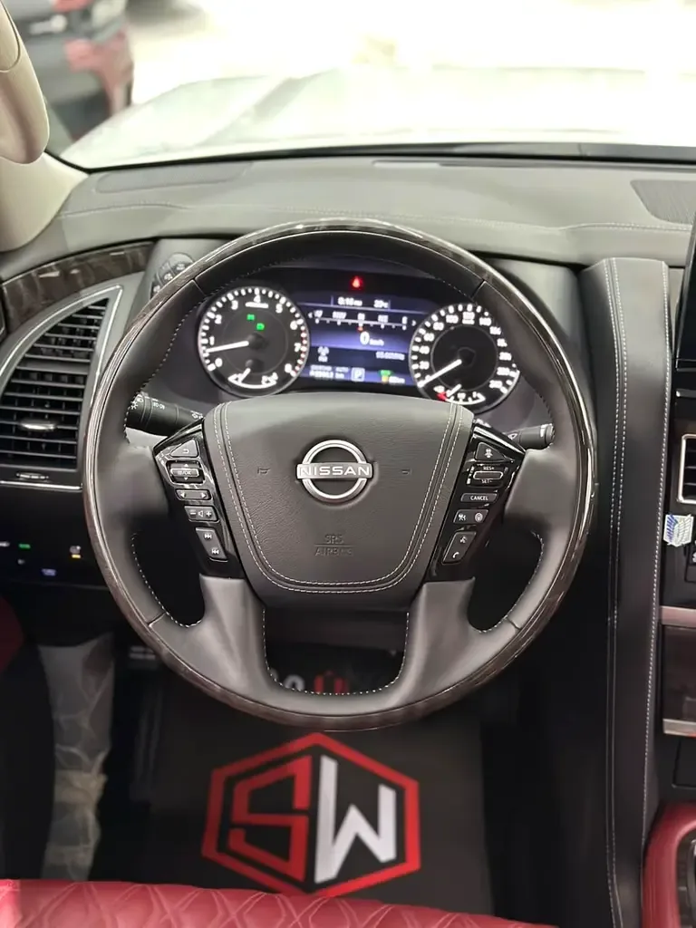 Nissan Patrol 5.6 AT 4WD (400 حصان) - 14