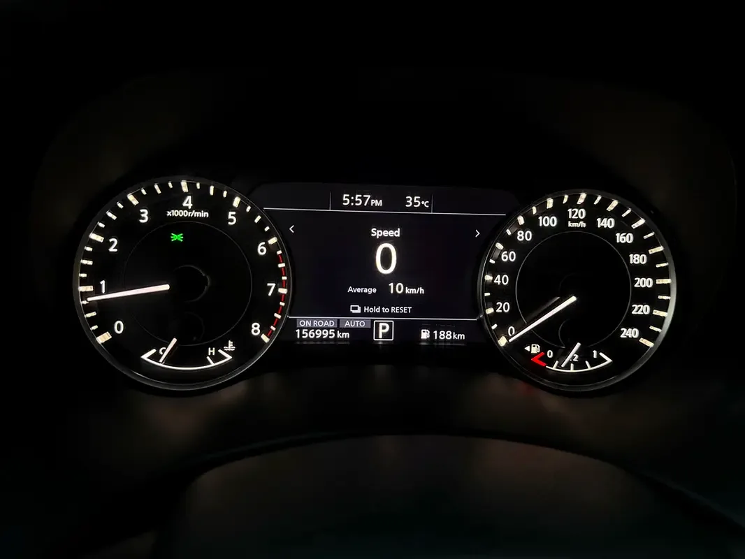Nissan Patrol 5.6 AT 4WD (400 حصان) - 12