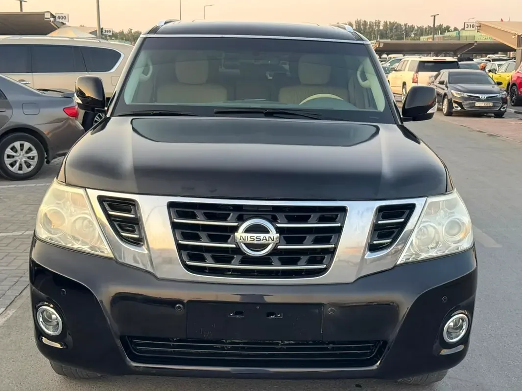 Nissan Patrol 5.6 AT 4WD (405 hp)