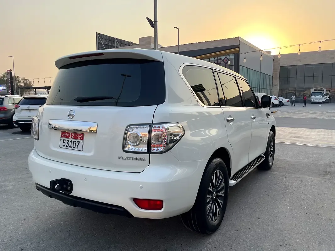 Nissan Patrol 5.6 AT 4WD (405 hp) - 4