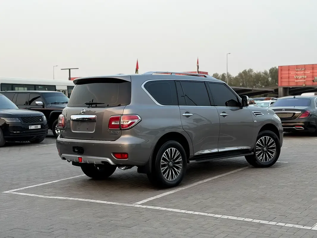Nissan Patrol 5.6 AT 4WD (405 حصان) - 3