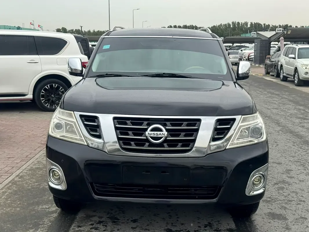 Nissan Patrol 5.6 AT 4WD (405 hp)