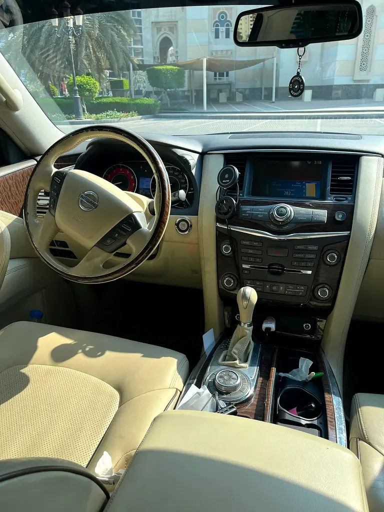 Nissan Patrol 5.6 AT 4WD (405 hp) - 10