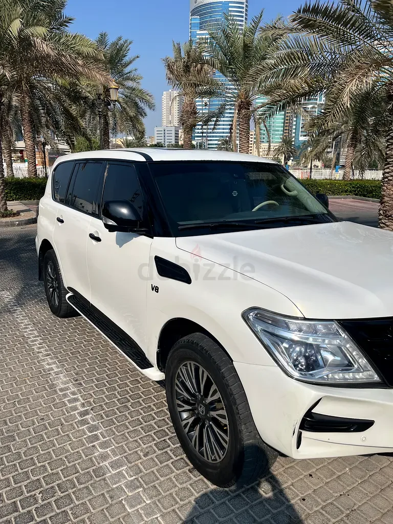 Nissan Patrol 5.6 AT 4WD (405 hp) - 16