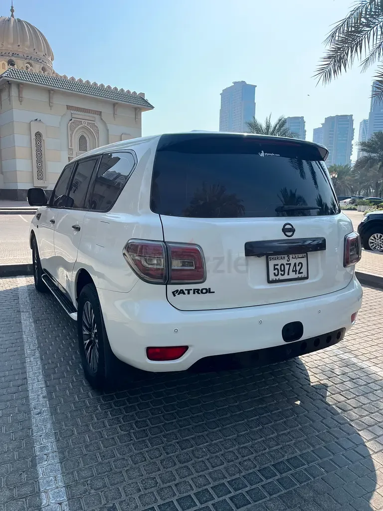 Nissan Patrol 5.6 AT 4WD (405 hp) - 14