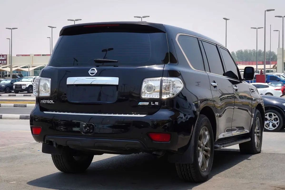 Nissan Patrol 5.6 AT 4WD (405 حصان) - 9