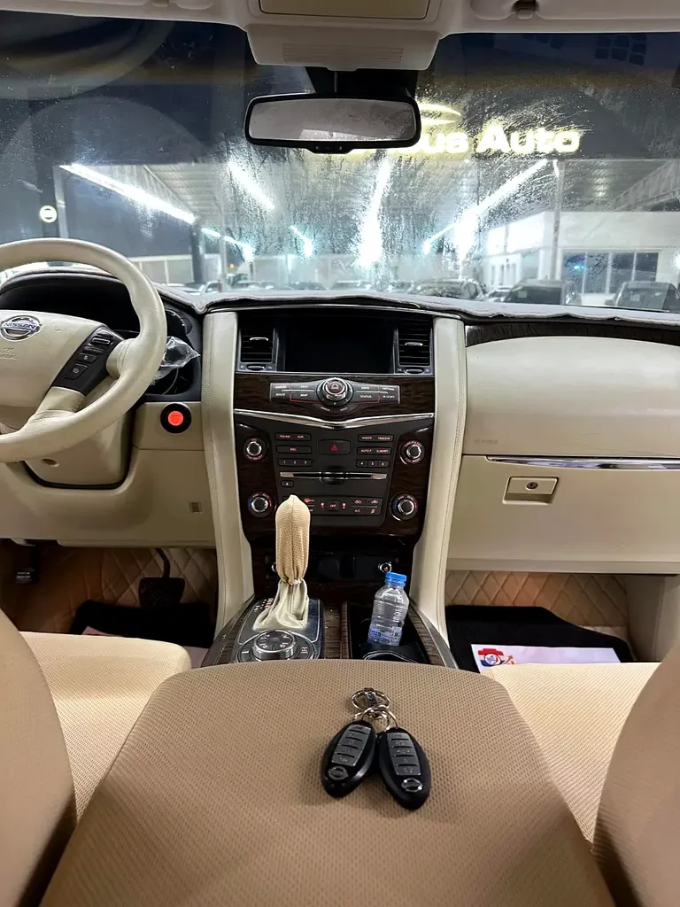 Nissan Patrol 5.6 AT 4WD (405 hp) - 15