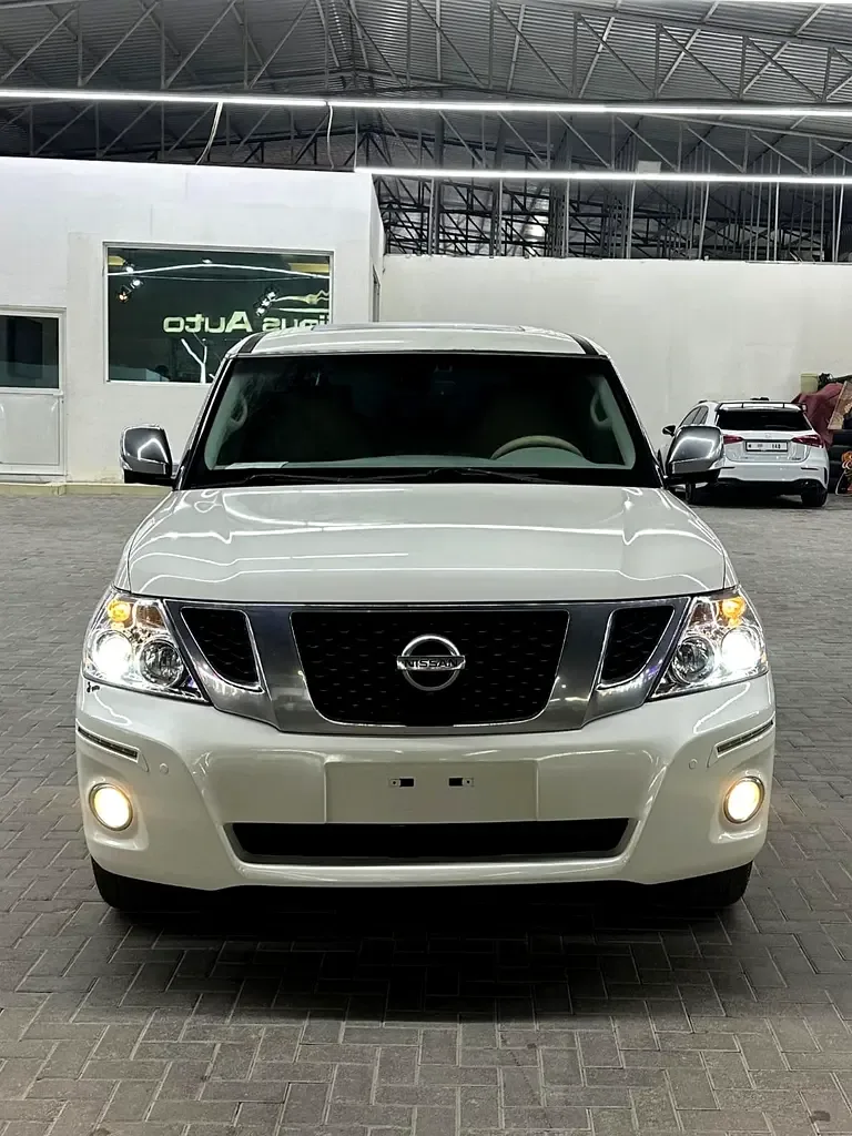 Nissan Patrol 5.6 AT 4WD (405 hp) - 19