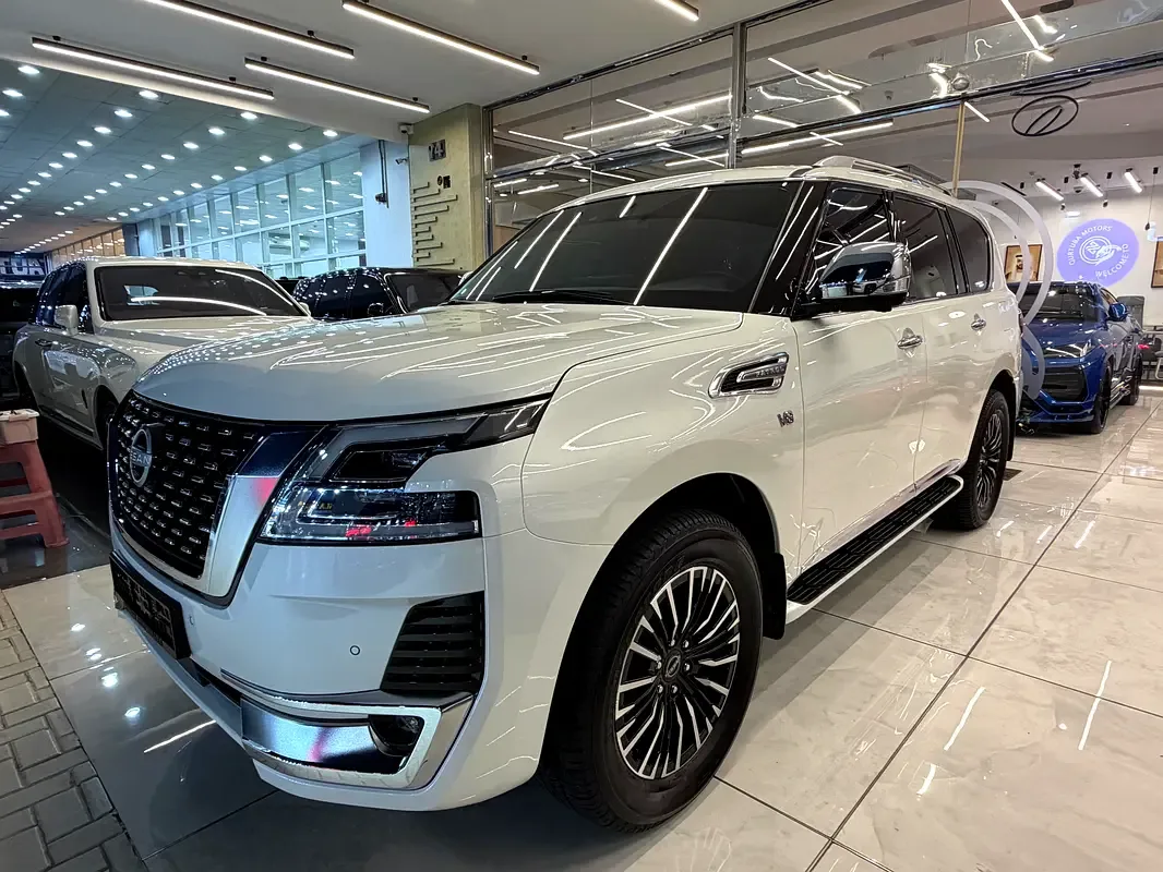 Nissan Patrol 5.6 AT 4WD (428 حصان) - 11