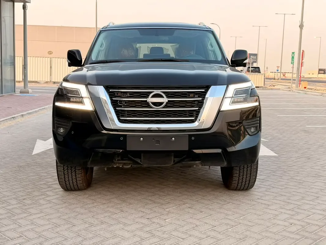 Nissan Patrol 5.6 AT 4WD (428 hp)